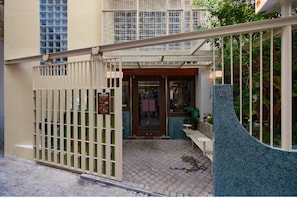 Exterior detail - Tropics Hostel & Bar (Phu Nhuan)