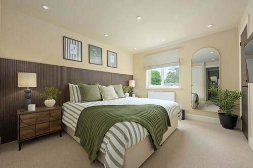 Modern Home in Gleneagles Village | 2 Bed
