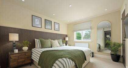 Modern Home in Gleneagles Village | 2 Bed