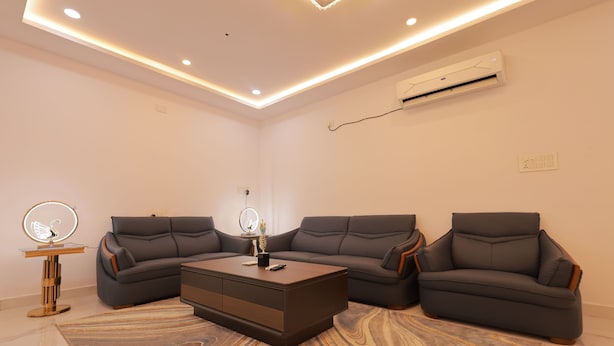 Premium Room, Balcony, City View | Interior - Rcc Hotels Vibrama Tirupati (Tirupati)
