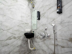 Vila premium | Banheiro | Chuveiro, produtos de toalete grátis, toalhas de banho, sabonete