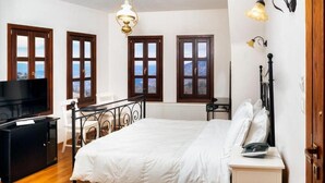 1 bedroom, travel crib, WiFi, bed sheets - Erofili Hotel -  Double Room with Panoramic View (Portaria)