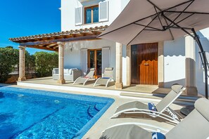 Pool - Villa 'Russadir' with Private Pool, Wi-Fi and Air Conditioning (Santanyí)