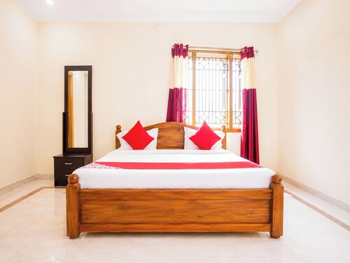Hotel Caroline stay Bhubaneswar