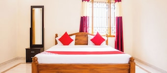 Hotel Caroline stay Bhubaneswar