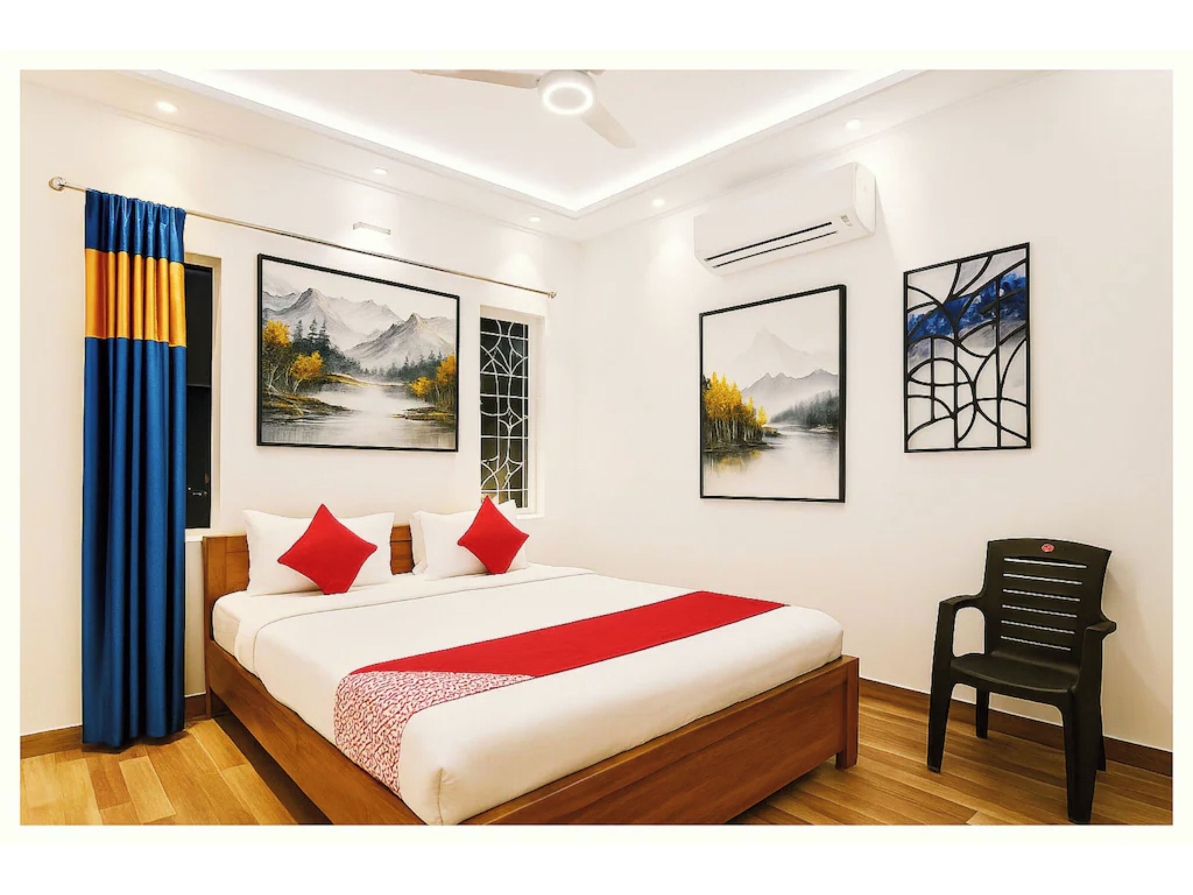 Double Room | Hypo-allergenic bedding available, desk, soundproofing, bed sheets