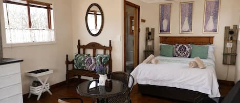 PHEASANT TAIL | In-room safe, WiFi (free), bed sheets