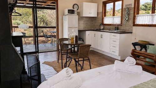 RIVERMAN CABIN COUNTRY LODGE