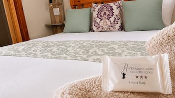 Caja de seguridad en la habitación, wifi gratis y ropa de cama