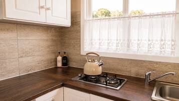 PHEASANT TAIL | Private kitchen