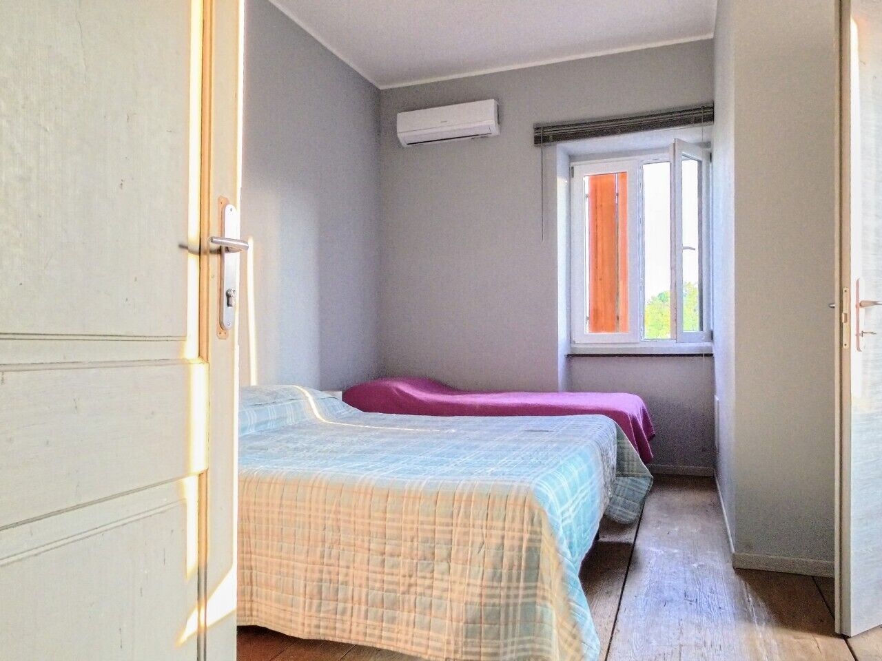 1 quarto, escrivaninha, ferros/tábuas de passar roupa, Wi-Fi