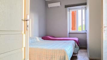 1 quarto, escrivaninha, ferros/tábuas de passar roupa, Wi-Fi