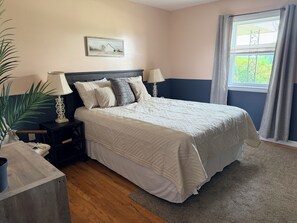 3 bedrooms, iron/ironing board, WiFi (free), bed sheets - Sunset View Meadows (Ronks)