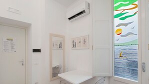 Unclassified image, 2 of 22, button - Sorrentina Guest House – Superior Double Room 5 with Balcony and Wi-Fi (Sorrento)