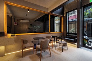Interior - Deep Blue Studio@Saigon's alley with Rooftop Onsen (Thành phố Hồ Chí Minh)