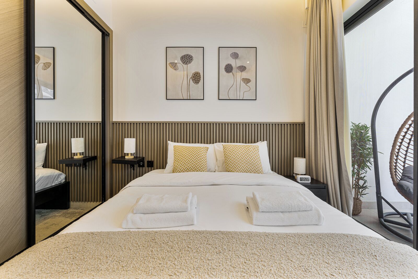 1 bedroom, in-room safe, iron/ironing board, free WiFi
