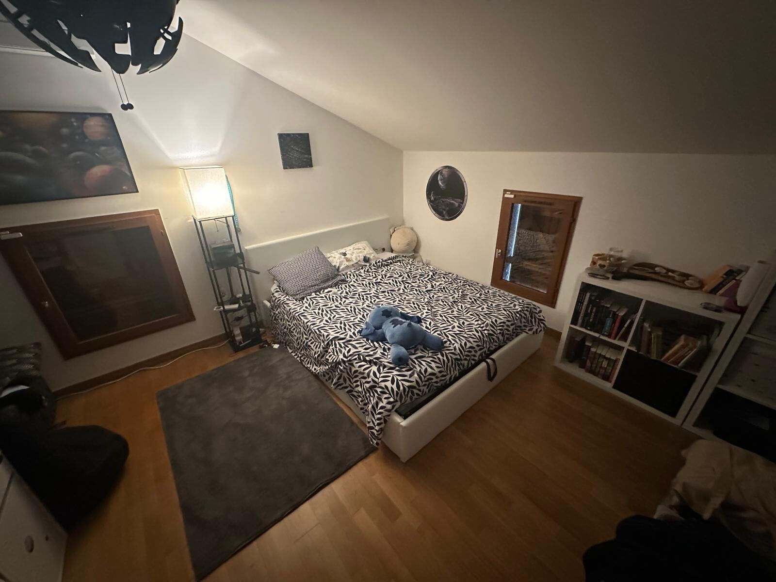 3 chambres, fer et planche à repasser, Wi-Fi, draps fournis