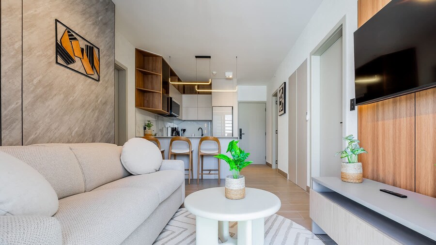 w Upscale 2BR w Balcony AC in San Francisco
