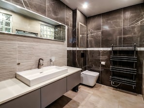 Shower - The Annexe (Shipley)