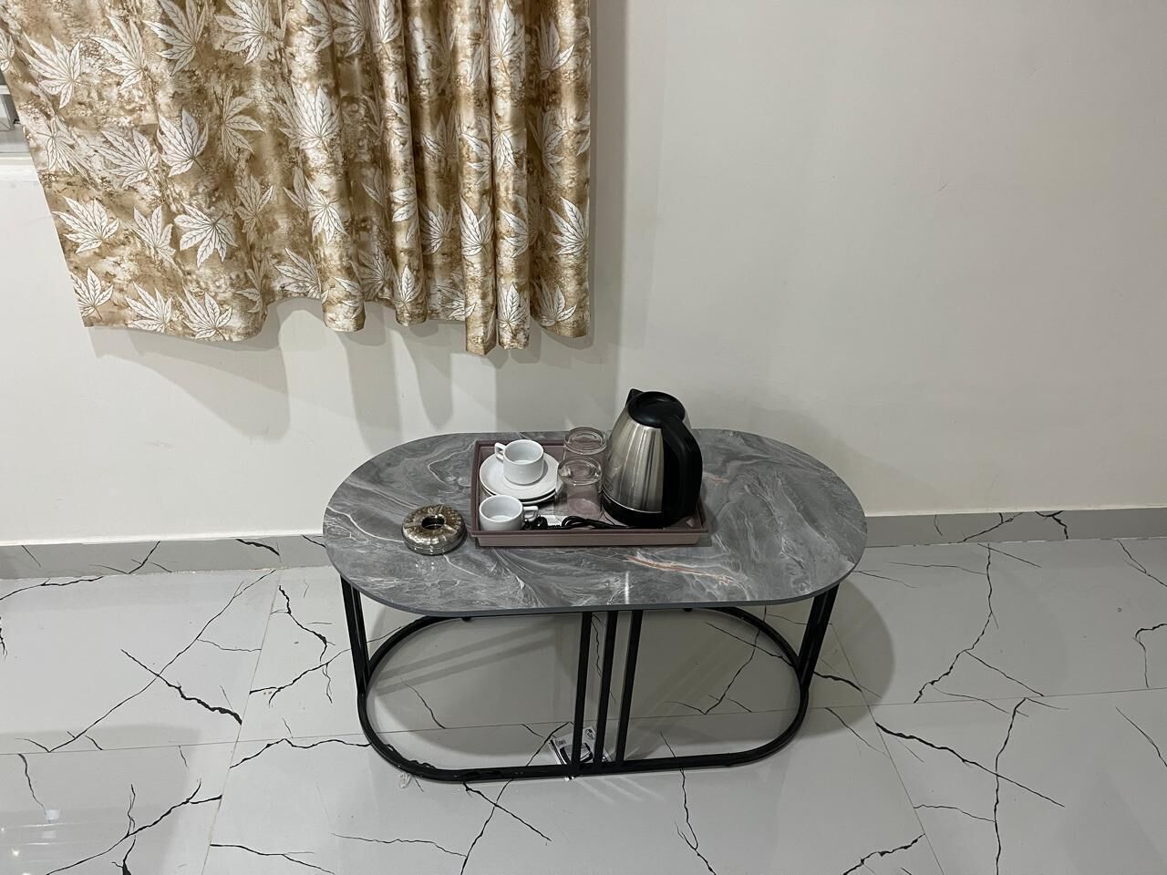 Deluxe Double Room, City View | Interior