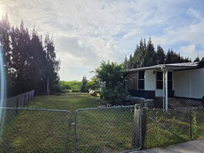 Exterior - Arroyo City Fishing Cabin for the Whole Family (Rio Hondo)