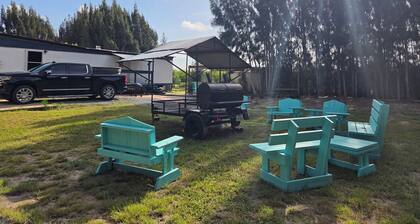 Arroyo City Fishing Cabin for the Whole Family