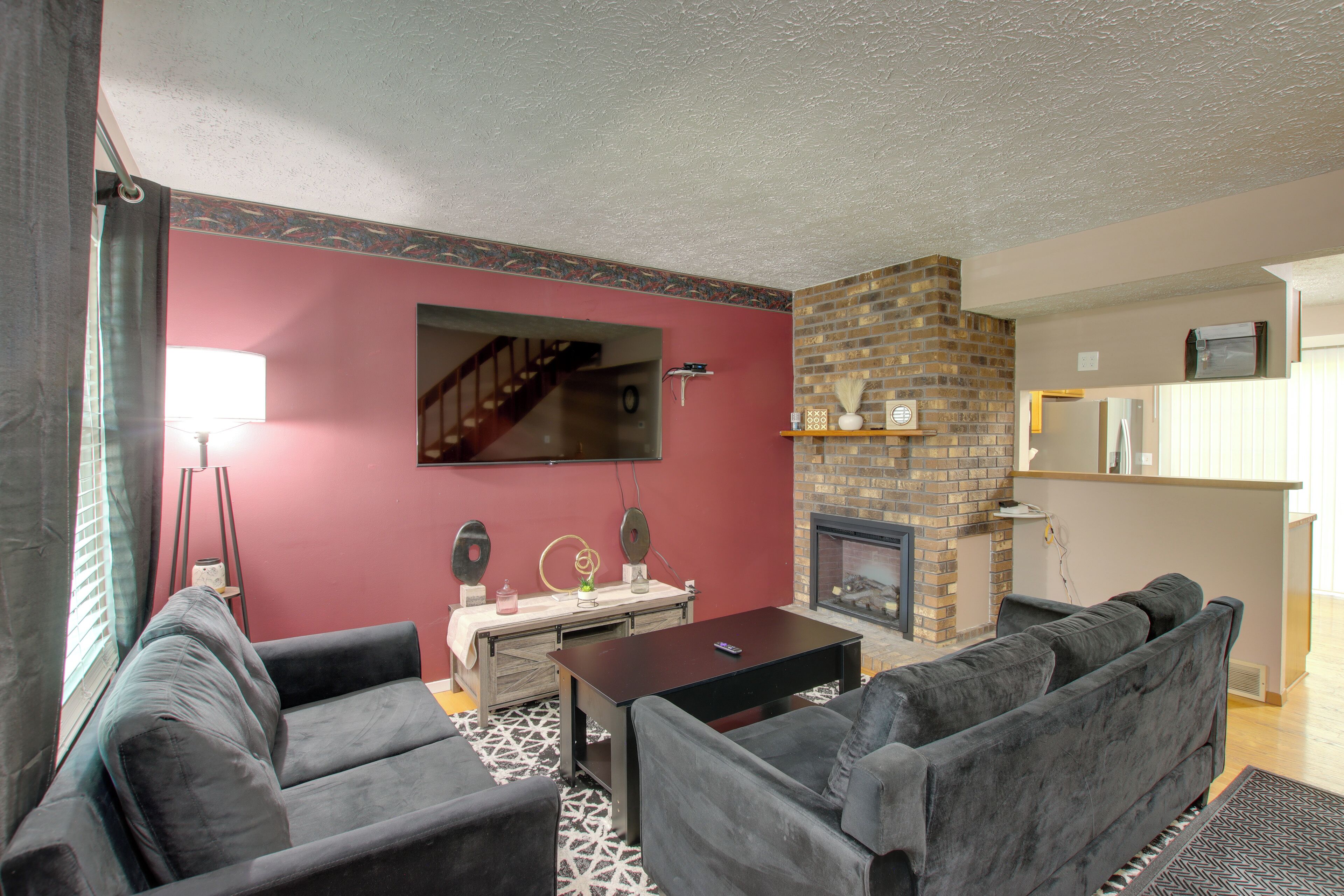 Apartment (2 Bedrooms) | Front of property