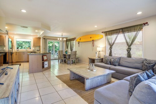 Walk to Sunset Beach! Extended Escape w/ Patio