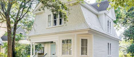 House (3 Bedrooms) | Front of property