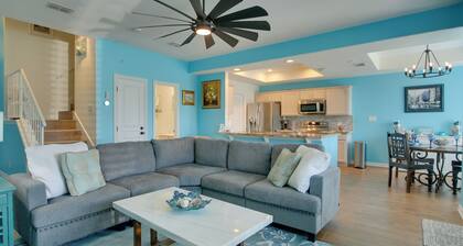 Waterfront Unit w/ Resort Perks in Laguna Vista!