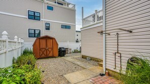Interior - 1 1/2 Blocks to Beach! Close to A/c, Casinos (Brigantine)