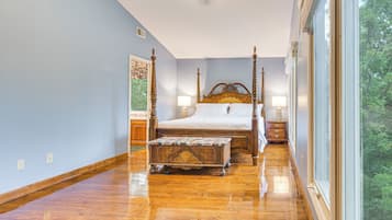 House (5 Bedrooms) | Interior