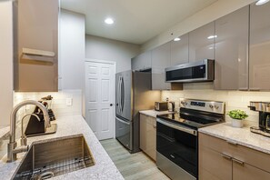 Apartment (2 Bedrooms) | Interior - The Breeze at Lewes Condo w/ Pool Bike to Beach! (Lewes)