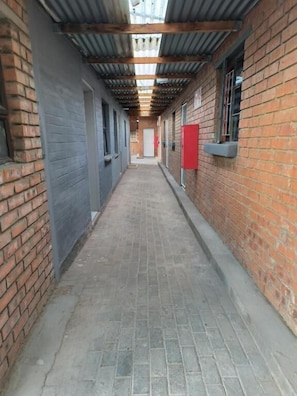 Room, 2 Bedrooms | Property grounds
