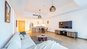 Ảnh chưa phân loại, 4 trong số 17 ảnh, nút