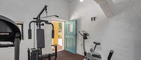Villa Familiale, 4 chambres, four à micro-ondes (Villa Božini Dvori | Luxury Stone) | Salle de remise en forme