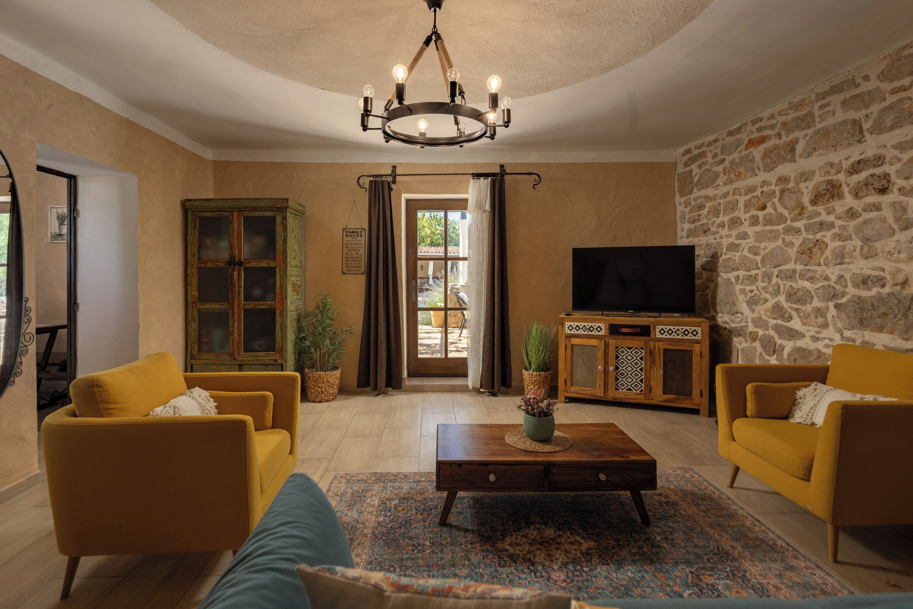 Familienvilla, 4 Schlafzimmer, Mikrowelle (Villa Dalmatia | Luxury Stone Villa) | Wohnbereich