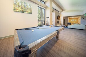 Games room - Hi Country Haus Unit 2301 Spacious 2 bed, ground floor, walk to downtown (Winter Park)
