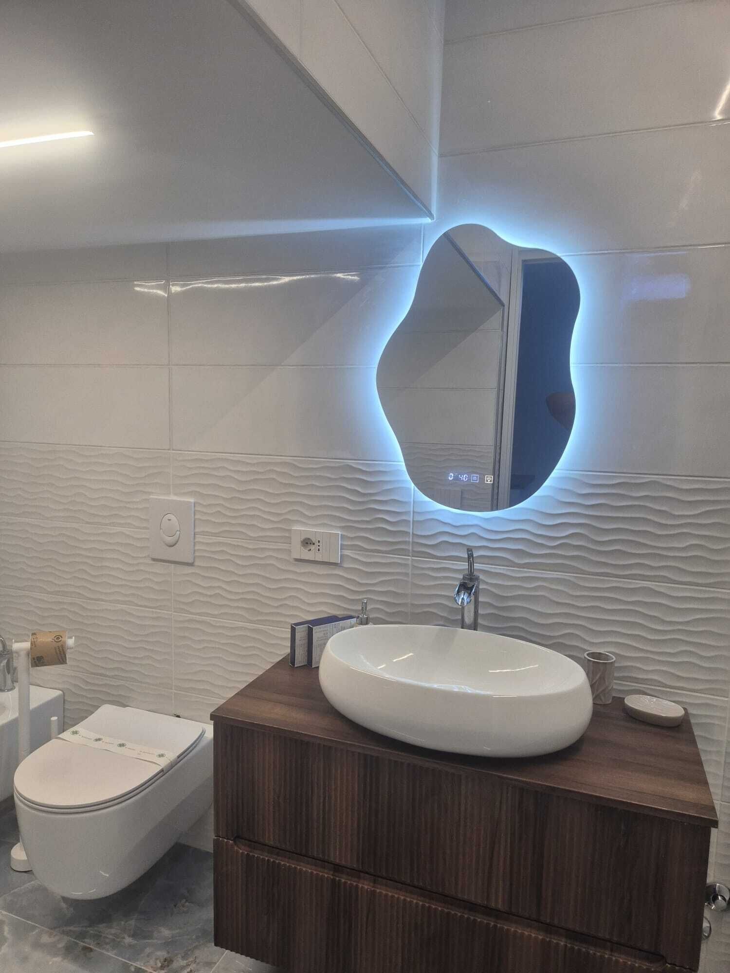 House, Courtyard View | Bathroom