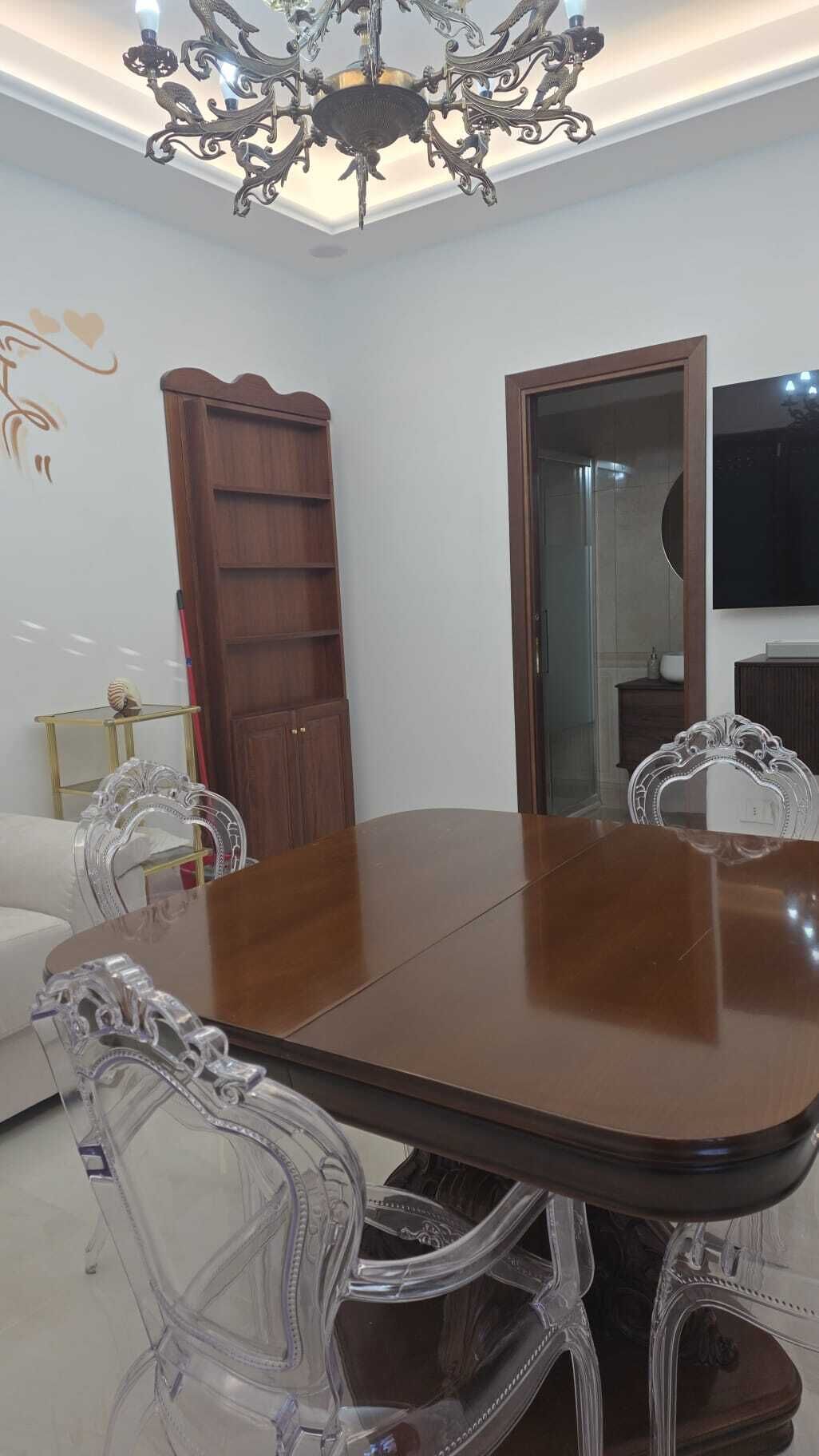 Deluxe Apartment, Garden View | Dining