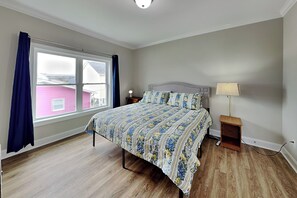 Unclassified image, 3 of 34, button - Sound Side Sunset | Soundside Views +  Spacious Decks (Topsail Island)