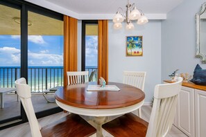 Dining - Phoenix Iii 3092 1 Bedroom Condo (Orange Beach)