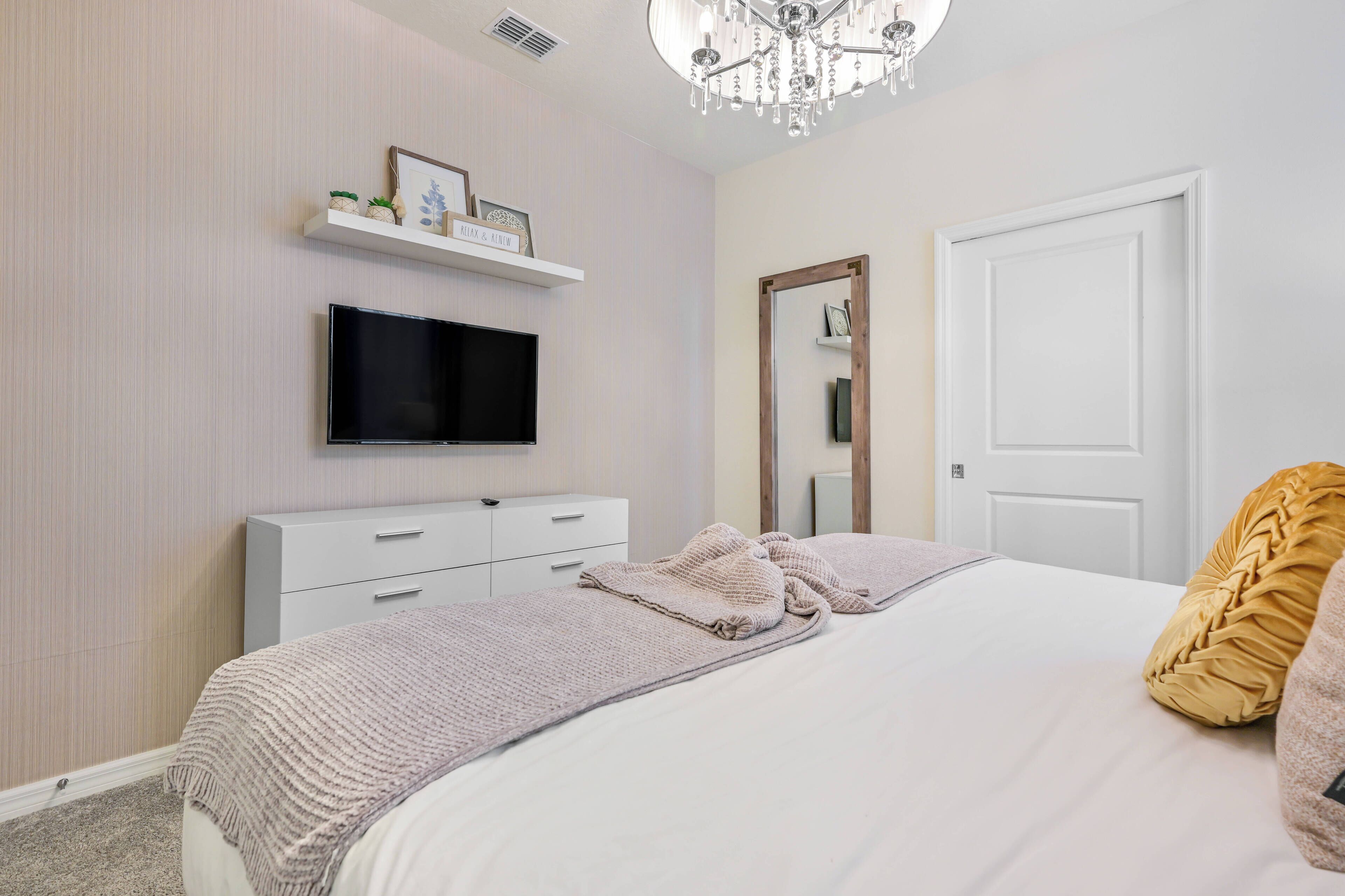 7 bedrooms, iron/ironing board, free cots/infant beds