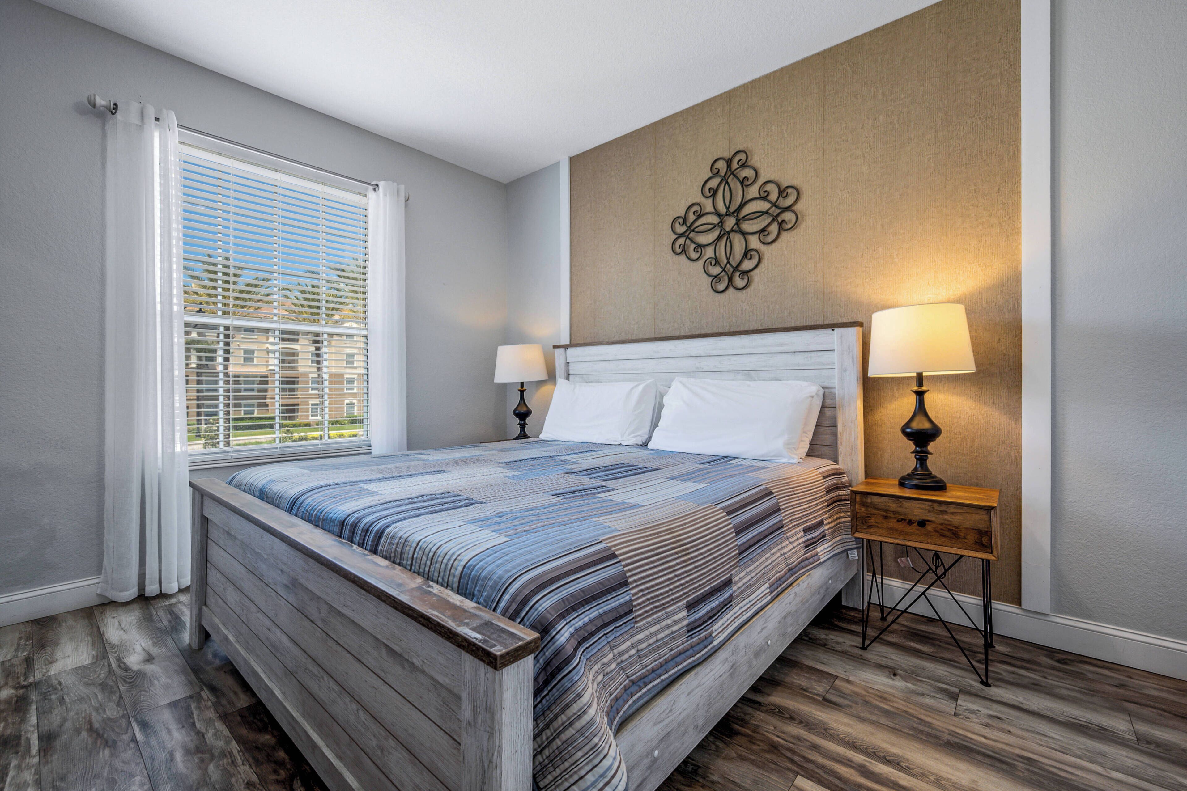 3 bedrooms, iron/ironing board, bed sheets
