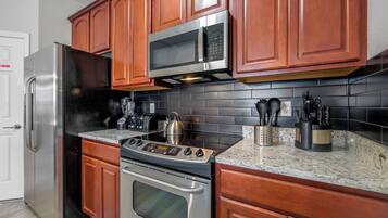 Microwave, oven, stovetop, dishwasher