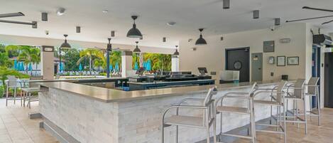 Poolside bar