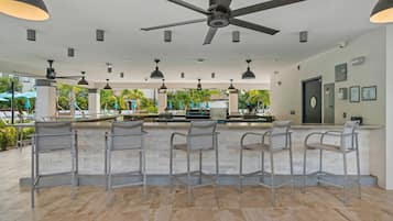 Poolside bar