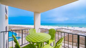 Condo, 1 Bedroom | Outdoor dining