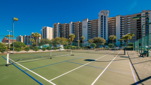 Condo, 2 habitaciones | Cancha deportiva