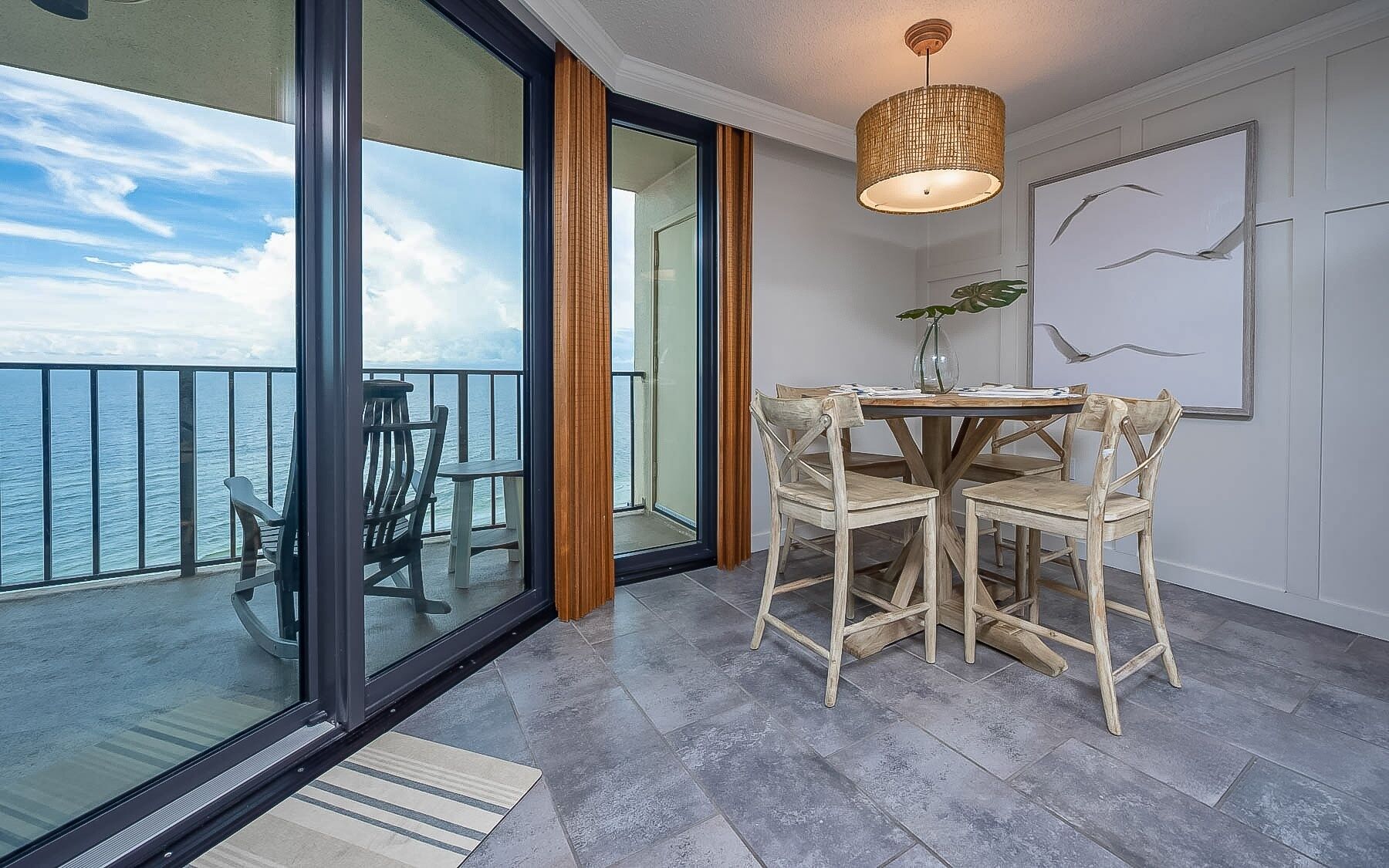 Condo, 1 Bedroom | Dining